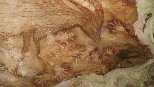 -33 400 г. до н.э. Древние люди нарисовали бабируссу на стене пещеры