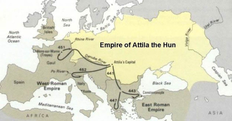447 г. Аттила побеждает Византию и заключает мир на выгодных условиях