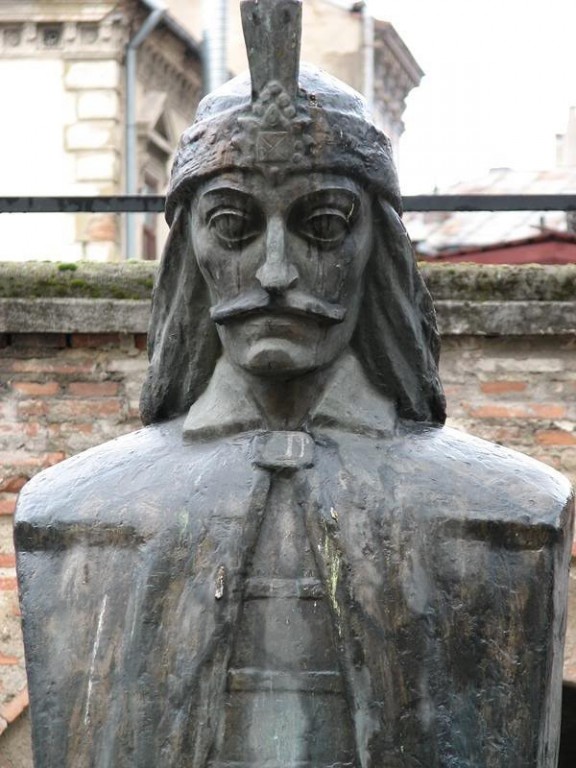 1463 г. Влад III Цепеш Дракула становится жертвой информационной атаки