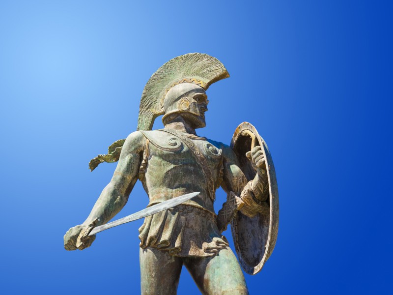 -1200 г. (до.н.э.) Дорийцы вторгаются из Греции и микенская культура гибнет